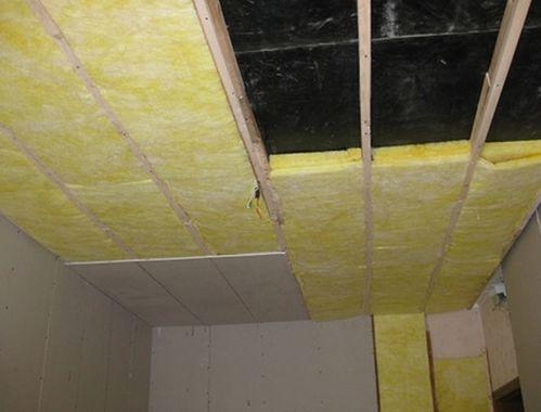 保温棉外露爆料视频讲解,揭秘建筑保温隐患与安全监管挑战 第1张 保温棉外露爆料视频讲解,揭秘建筑保温隐患与安全监管挑战 第1张